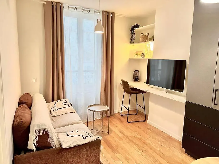 Deux Pieces Familial Chic Et Confortable - Square Courteline - Nation - Paris Centre Apartment