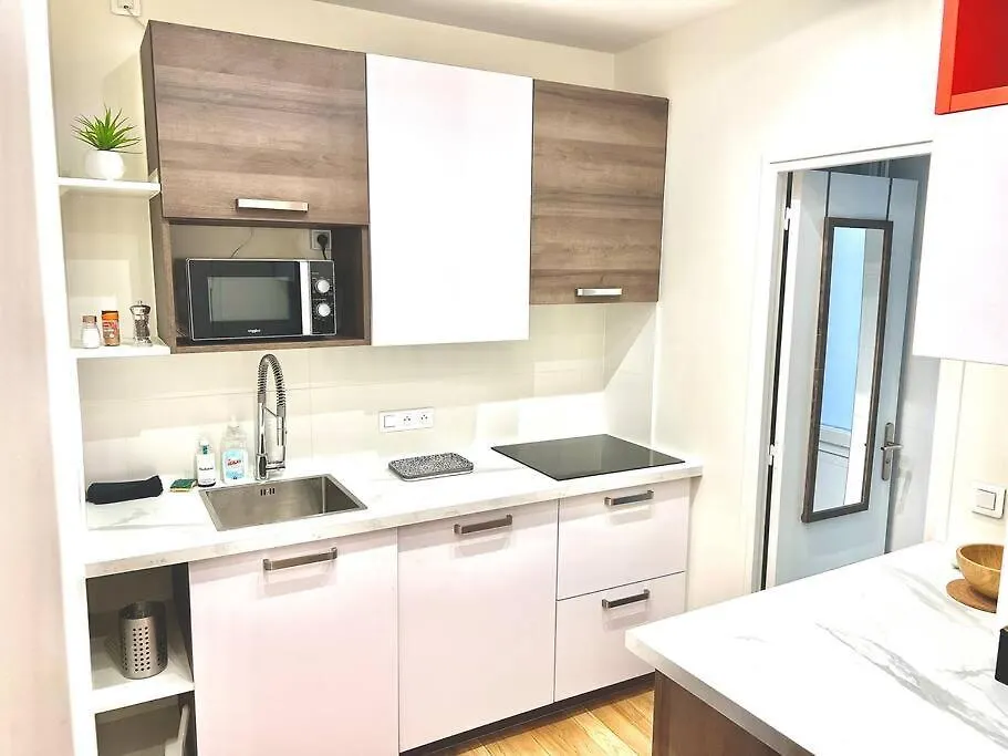 Deux Pieces Familial Chic Et Confortable - Square Courteline - Nation - Paris Centre Apartment